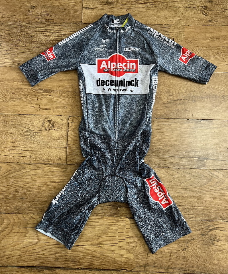 LASER CUT Skinsuit 2025 Alpeci - Summer Clothing Material のレビューと価格